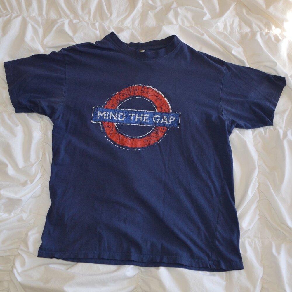 Vintage Mind The Gap Men's T-Shirt from London